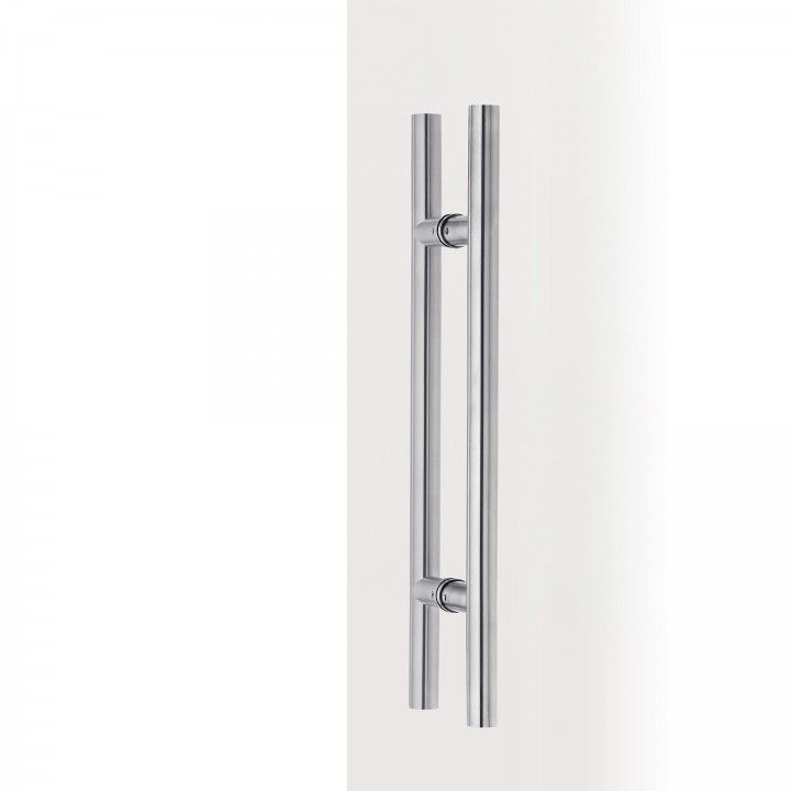 Pull handle for glass doors