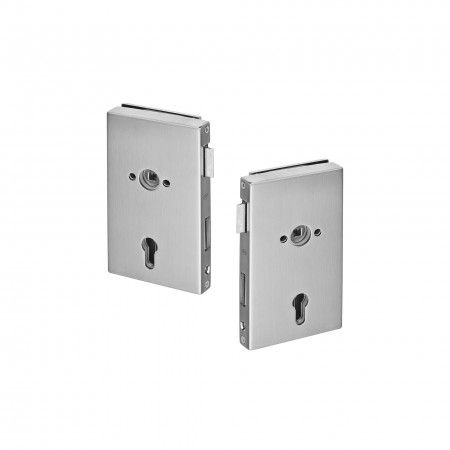 Door lock for rotative lever handles