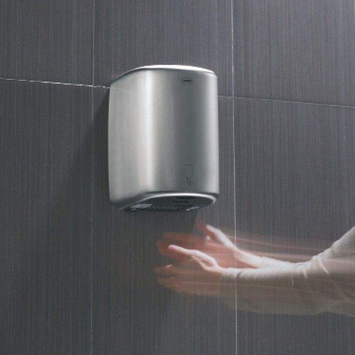 Automatic hand dryer