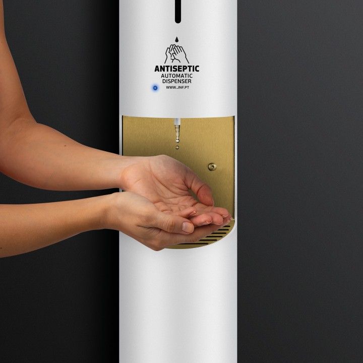 Automatic liquid soap dispenser