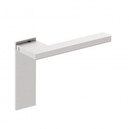 Lever handle with plate